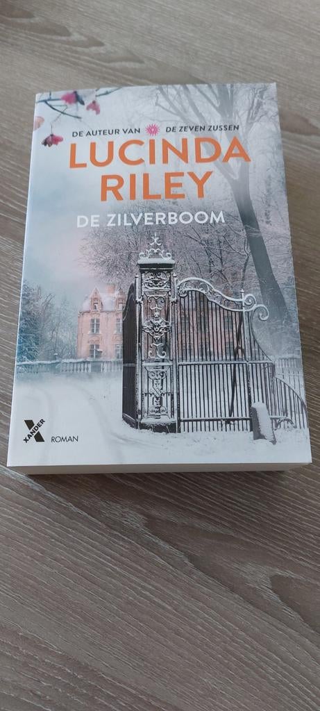 Lucinda Riley: De Zilverboom, Ophalen