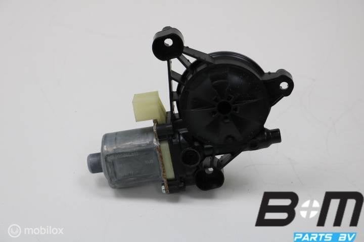 Raammotor rechtsvoor Audi A3 8V 5Q0959802, Gebruikt