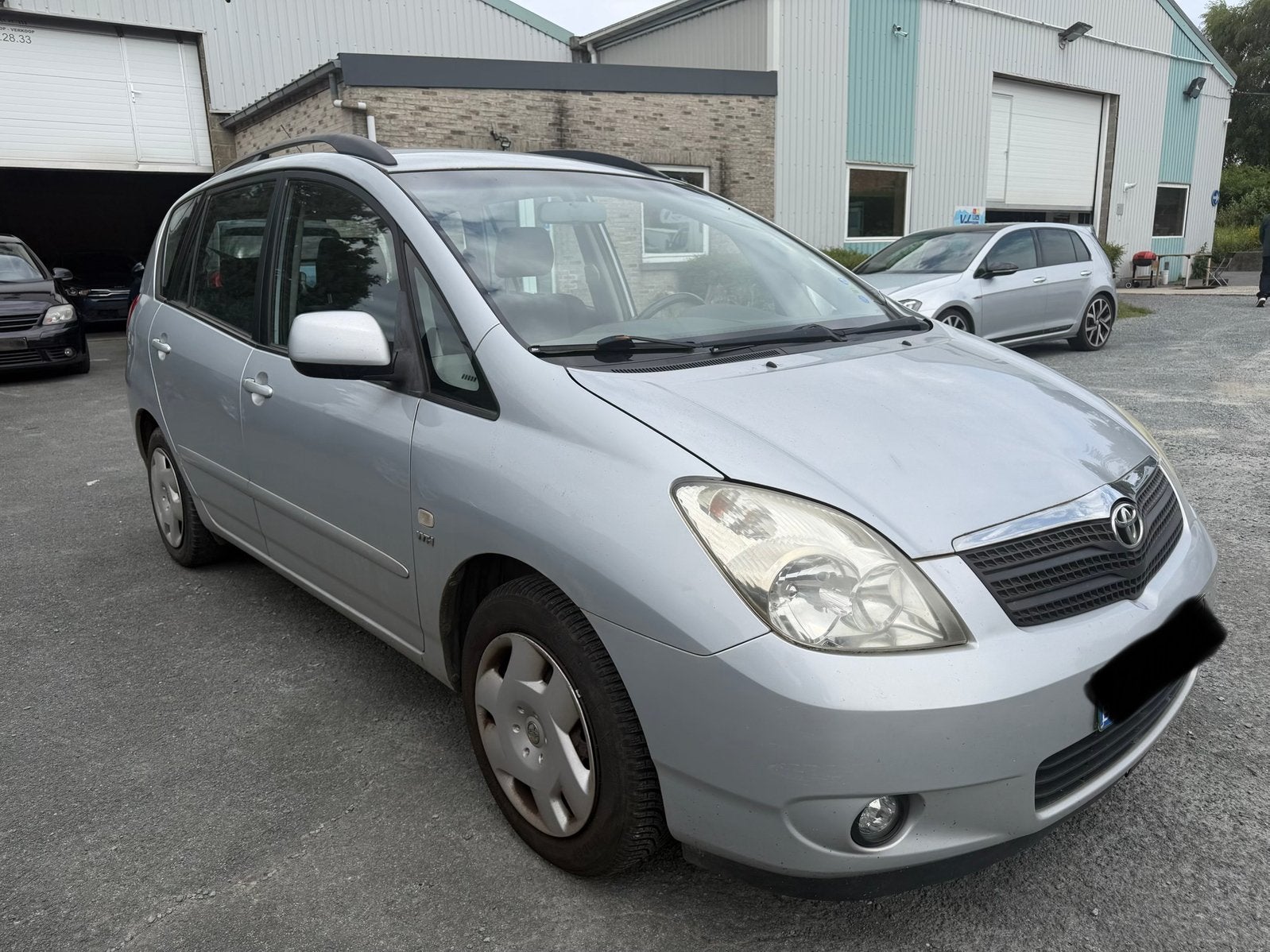 Toyota corolla verso 1.6 VVTI, Autos, Argent ou Gris, Achat, Entreprise, https://public.car-pass.be/vhr/e12b22e8-af0a-40b2-a4d9-0c7ad9259647