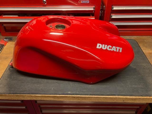 DUCATI, Enlèvement, Utilisé
