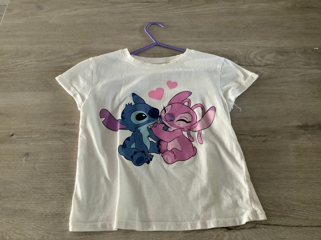 T-shirt Disney Stitch pour fille (110 cm), Enlèvement ou Envoi, Chemise ou À manches longues, H&M, Comme neuf