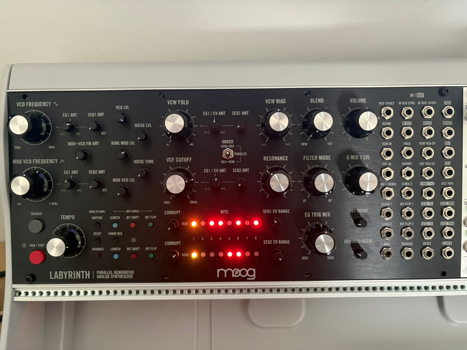 Moog labyrinth, Muziek en Instrumenten, Ophalen, Zo goed als nieuw