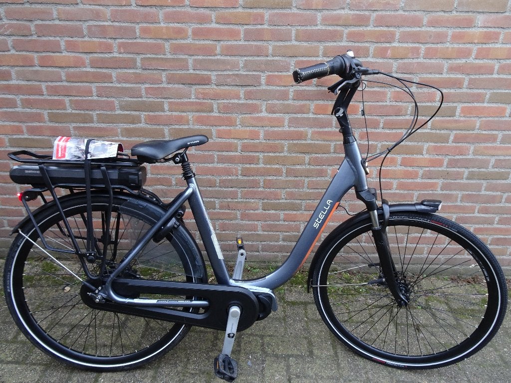 in nieuw staat stella livorno met midden motor 500 watt accu, Vélos & Vélomoteurs, 51 à 55 cm, Enlèvement, Comme neuf, 50 km par batterie ou plus