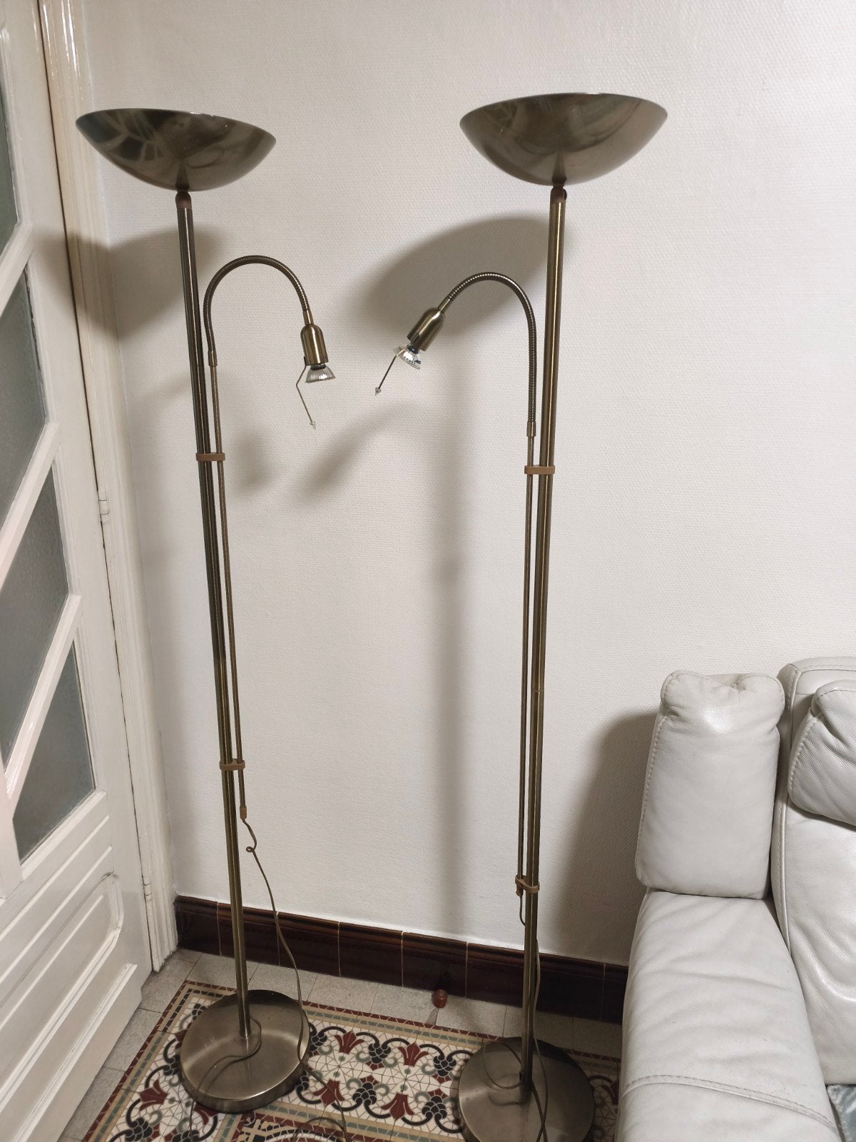 2 lampes halogènes avec liseuses, Enlèvement, LED, Réglable