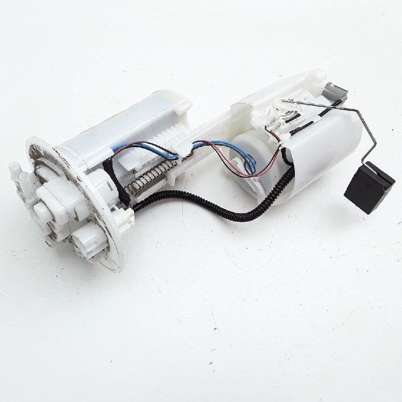 POMPE CARBURANT C Toyota Auris (E18) (|7702002740|), Utilisé, Toyota