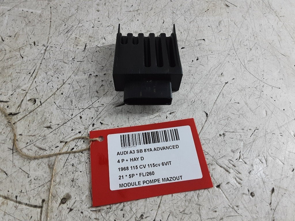 COMPUTER BRANDSTOFPOMP Audi A3 Sportback (8YA) (3Q0906121C), Gebruikt, Mevr. I. Hauben, Audi, Rue de l'Espoir 34 34
4030  GRIVEGNÉE, BE