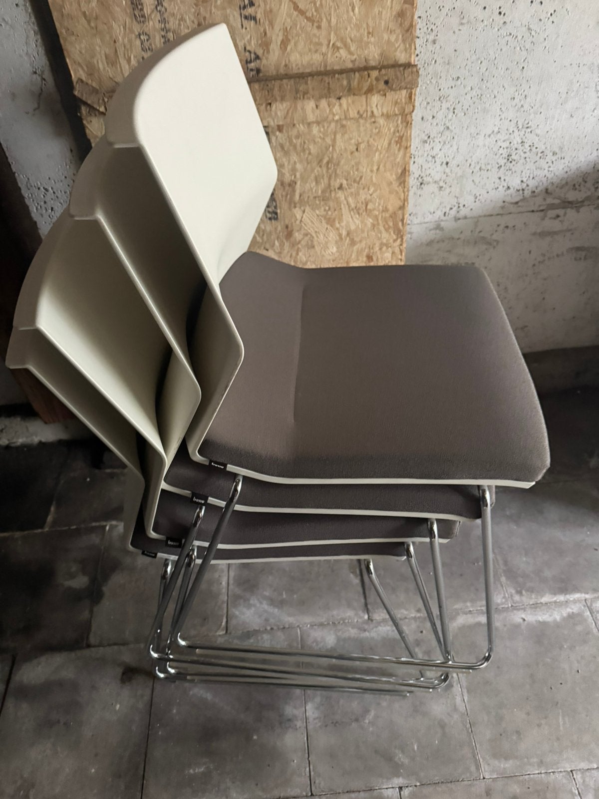 tres belke chaise design, Maison & Meubles, Chaises, Enlèvement, Comme neuf