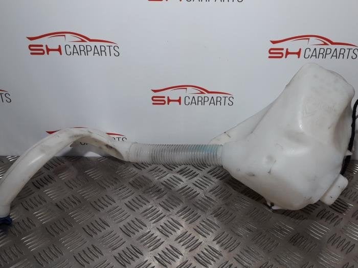 Ruitensproeiertank voor van een Citroen C2, Gebruikt, -, Ophalen of Verzenden, -