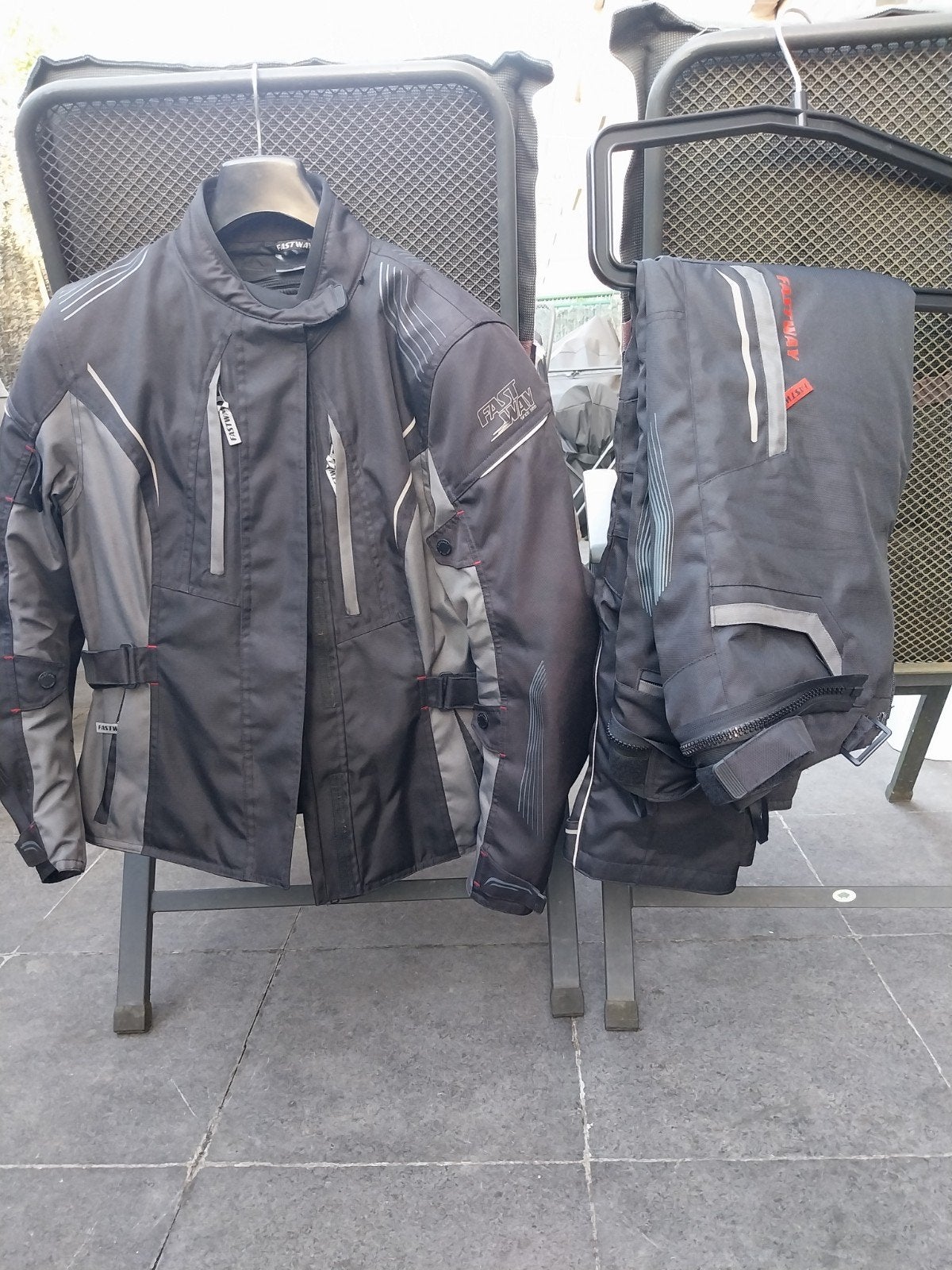 !Fastway dames motorpak (jas + broek) – Zo goed als nieuw!, Ophalen, Jas | leer