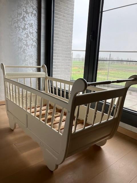 vintage babybed, Ophalen, Zo goed als nieuw, Ledikant