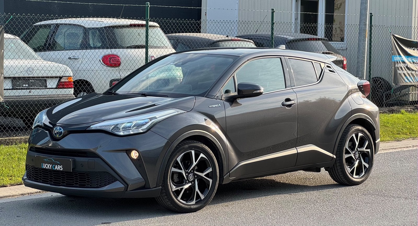 Toyota C-HR 1.8 essence et hybride. En bon état + inspection, https://public.car-pass.be/vhr/69ad49fd-b67f-4f96-9b36-6add49814f00