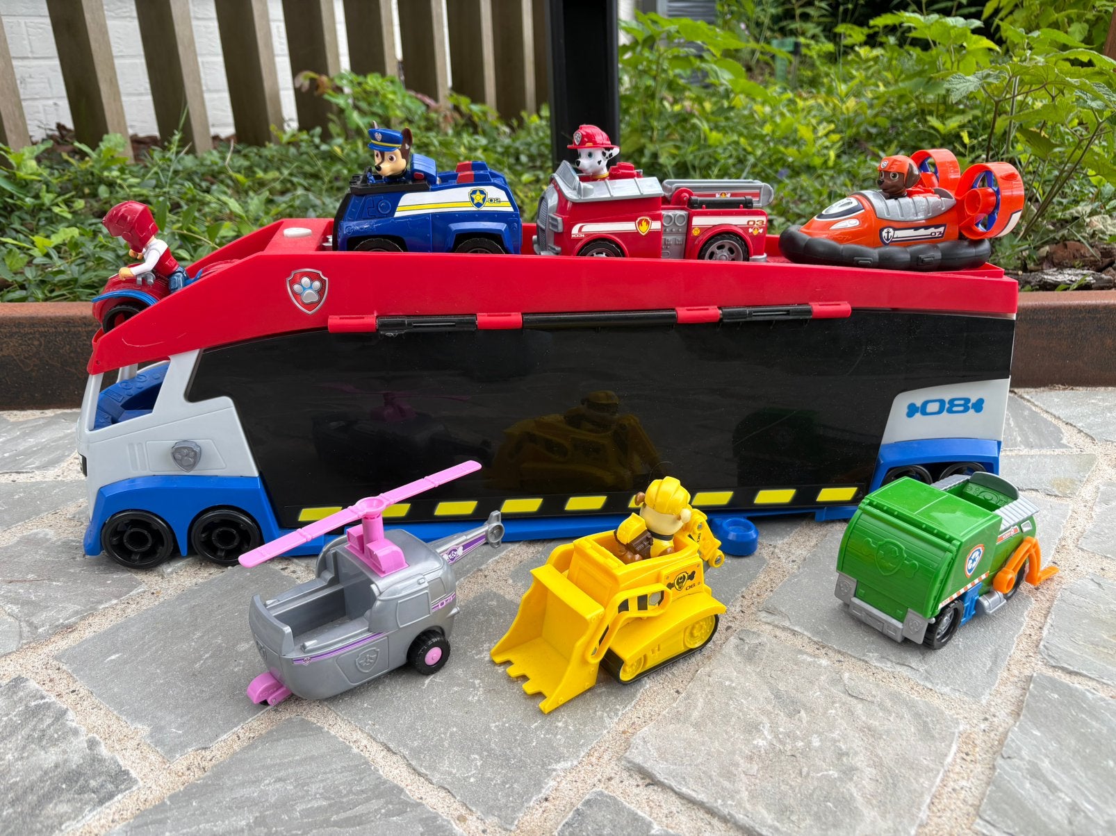 Paw patrol speelgoed truck incl kleine wagens, Ophalen, Zo goed als nieuw