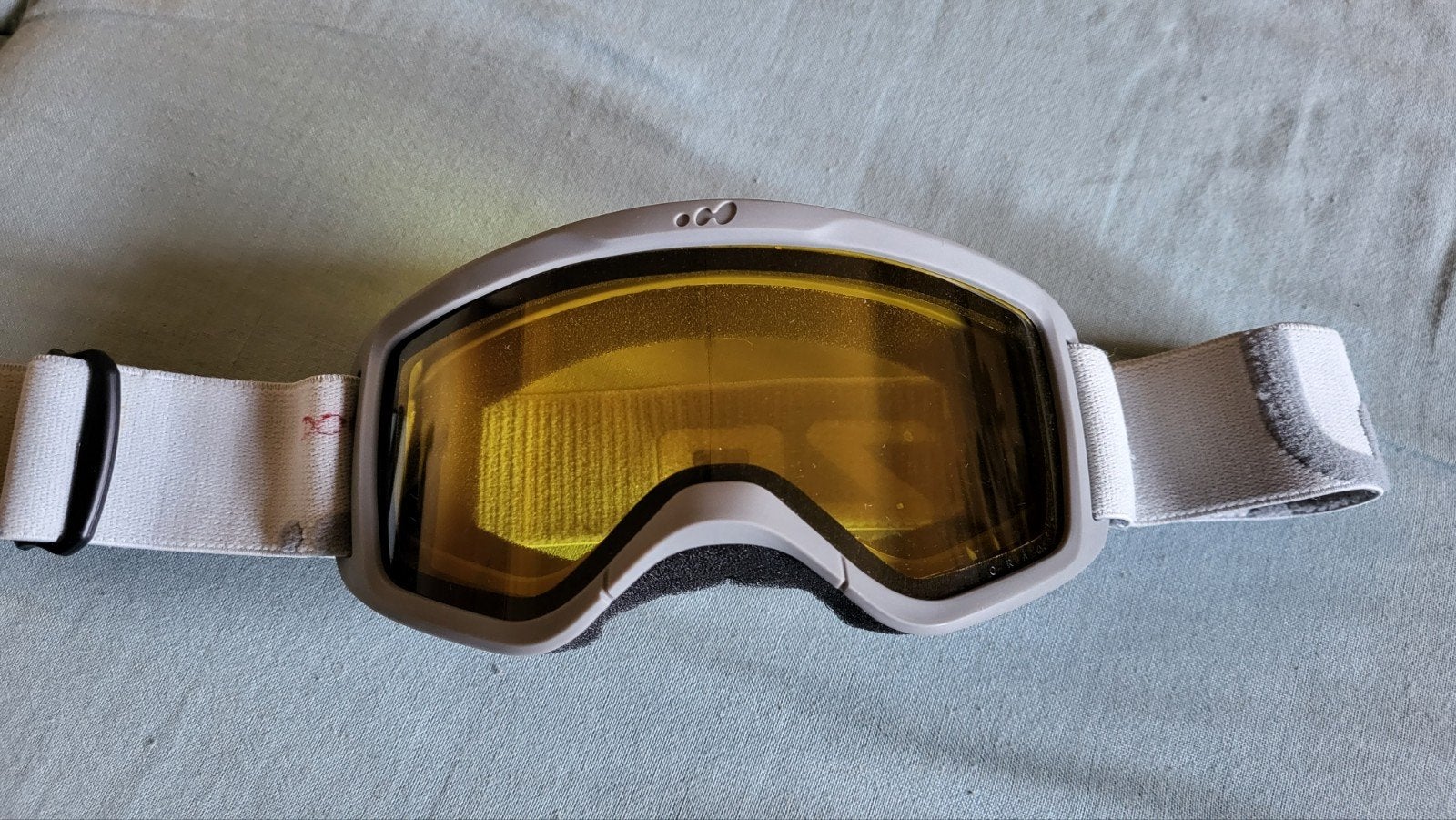 Decathlon skimasker voor kinderen 

Heel goed, Ophalen, Zo goed als nieuw, Ski, Overige typen