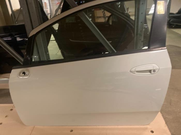 Portier 2Deurs links van een Fiat Punto Evo (ONBEKEND), Gebruikt, -, Deur, -