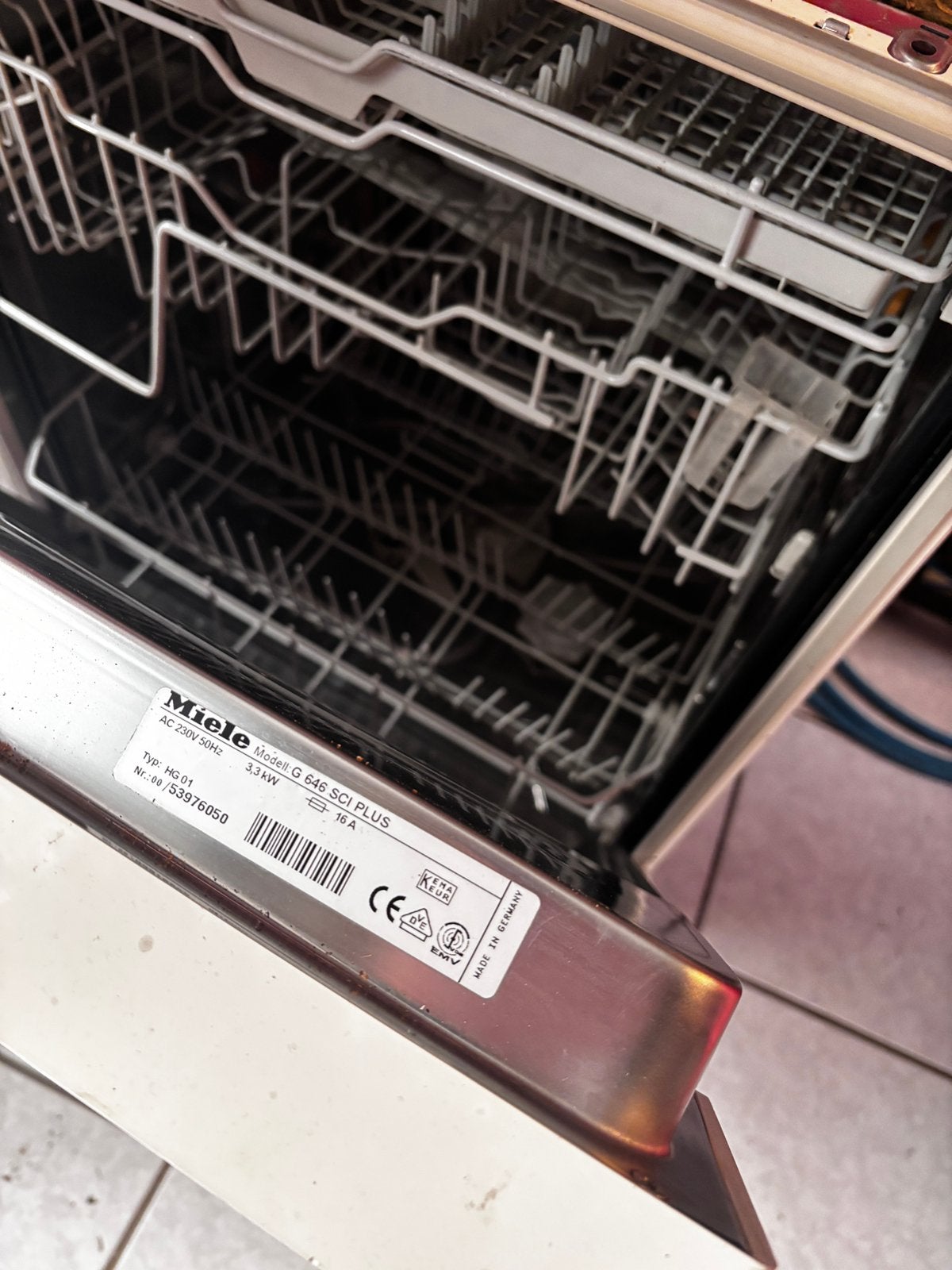 Afwas machine, Enlèvement, Utilisé