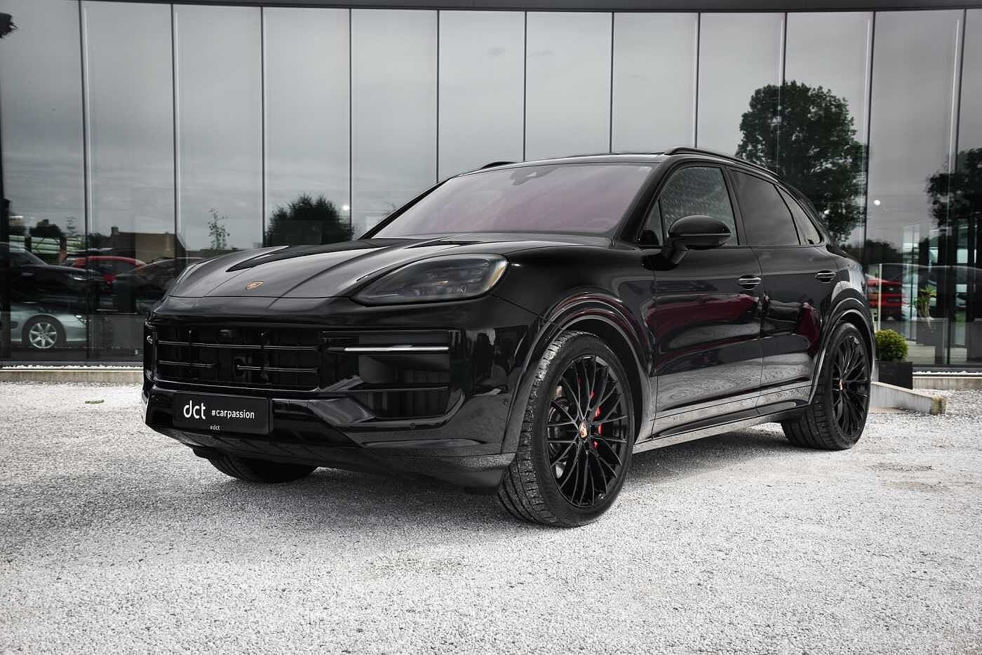 Porsche Cayenne V8 GTS 18-Way HUD 2nd Display RearAxle steer, Gebruikt, Zwart, Leder, Bedrijf