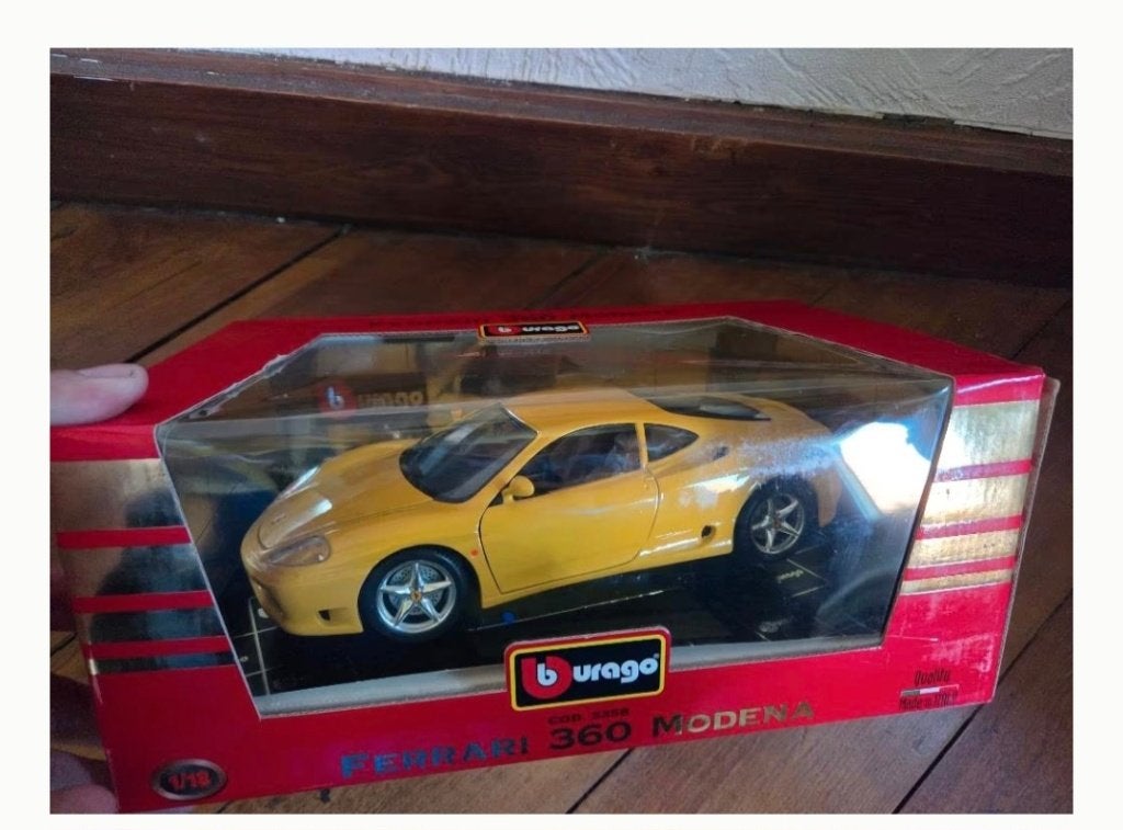 Bburago 1 / 18 Ferrari modena 360, Hobby & Loisirs créatifs, Voitures miniatures | 1:18, Enlèvement, Comme neuf, Voiture, Burago
