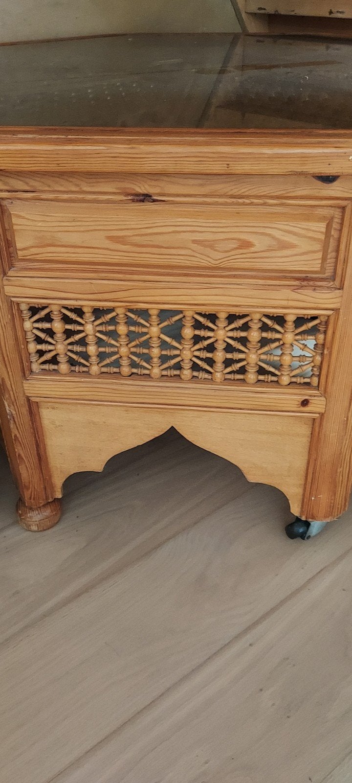 Grote houten Marokkaanse tafel, Ophalen