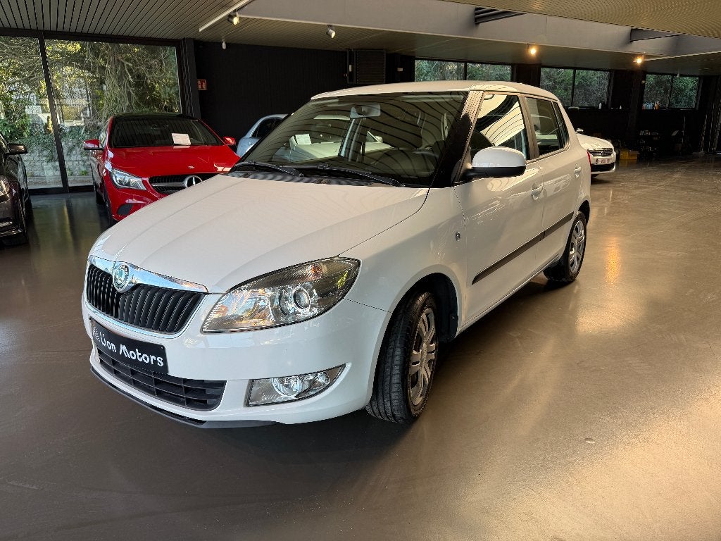 2011 SKODA FABIA 1.2 TDI *AIRCO*PARKSENSOR*MET KEURING, Autos, Euro 5, Achat, Entreprise, Noir