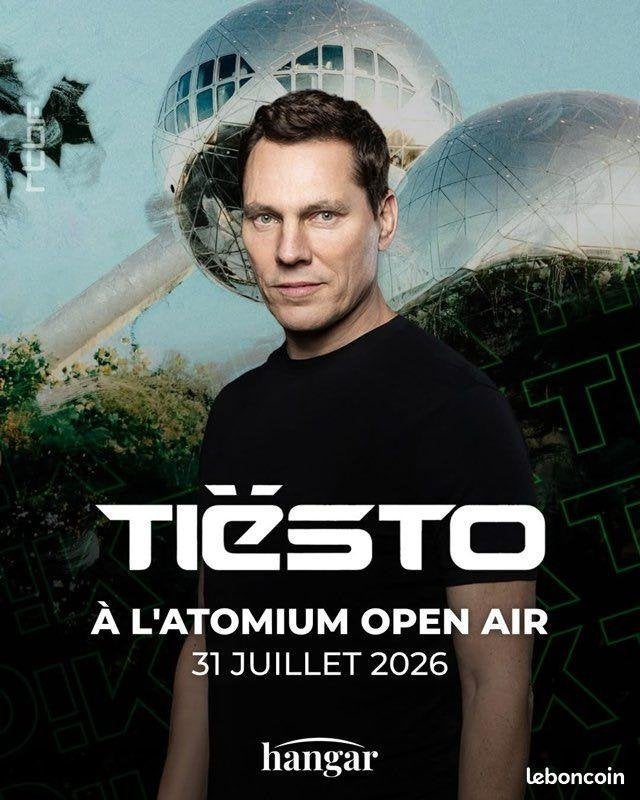 Concert Tiestö - Atomium 31/07, Deux personnes, Juillet
