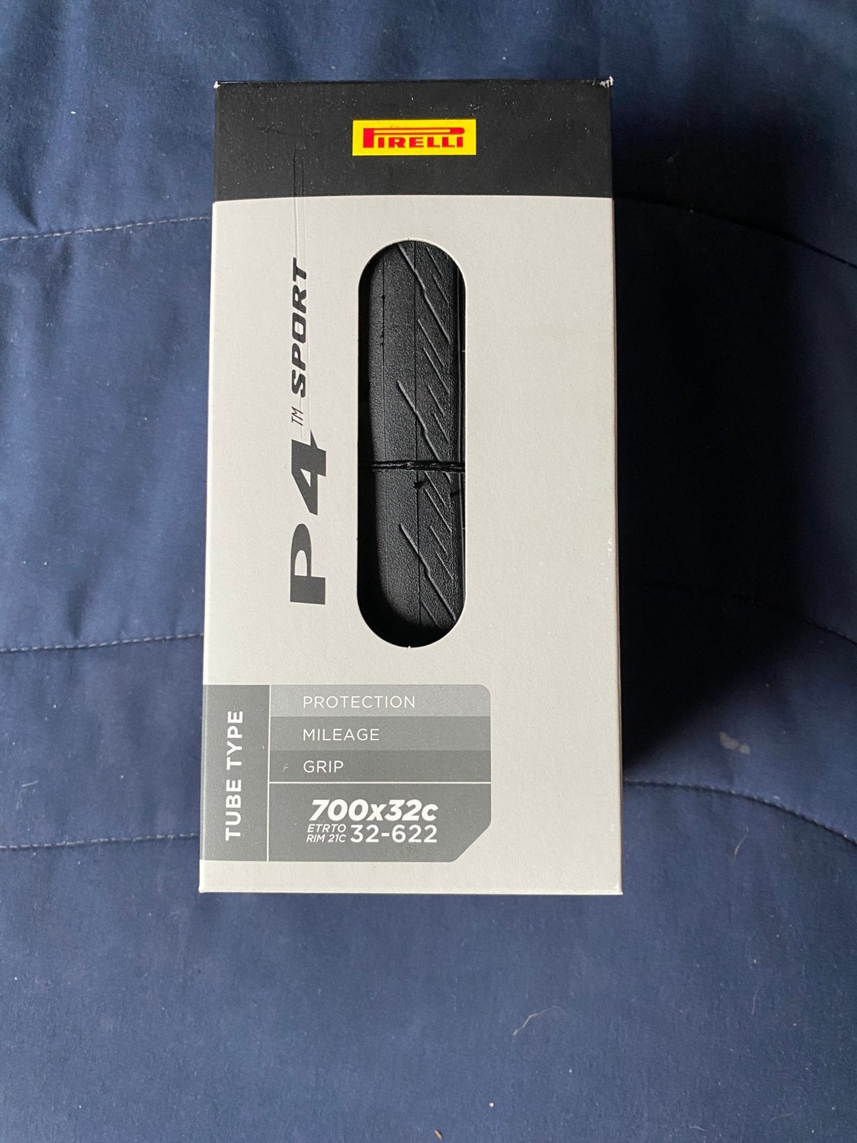 2x Pirelli P4 Sport:  Bandbreedte: 32 mm, Ophalen, Band, Nieuw, Rubber