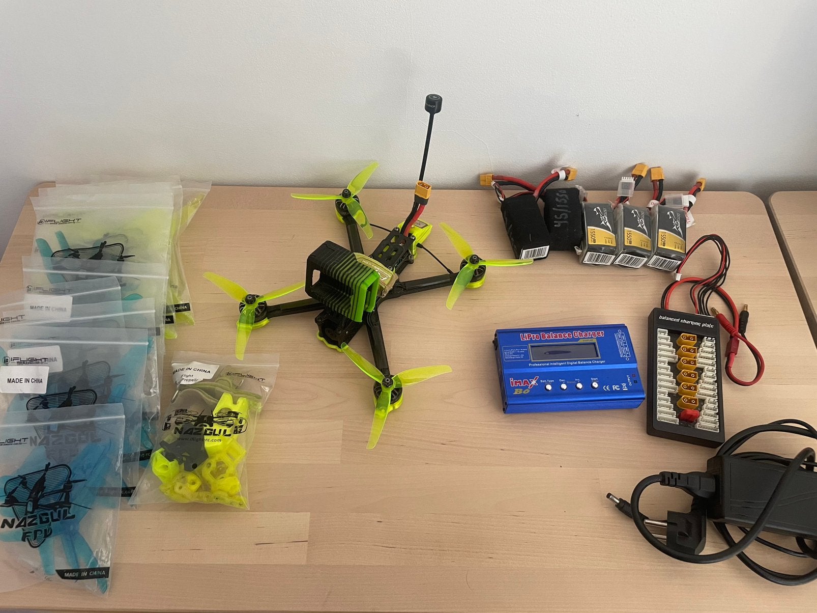 Fpv, Enlèvement ou Envoi, Utilisé