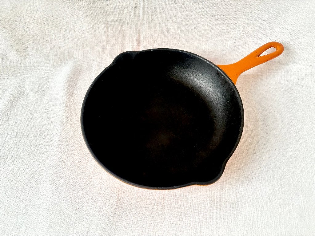 Le Creuset/Cousances - Skillet 23, Gebruikt, Gietijzer, Overige typen, Met handvatten
