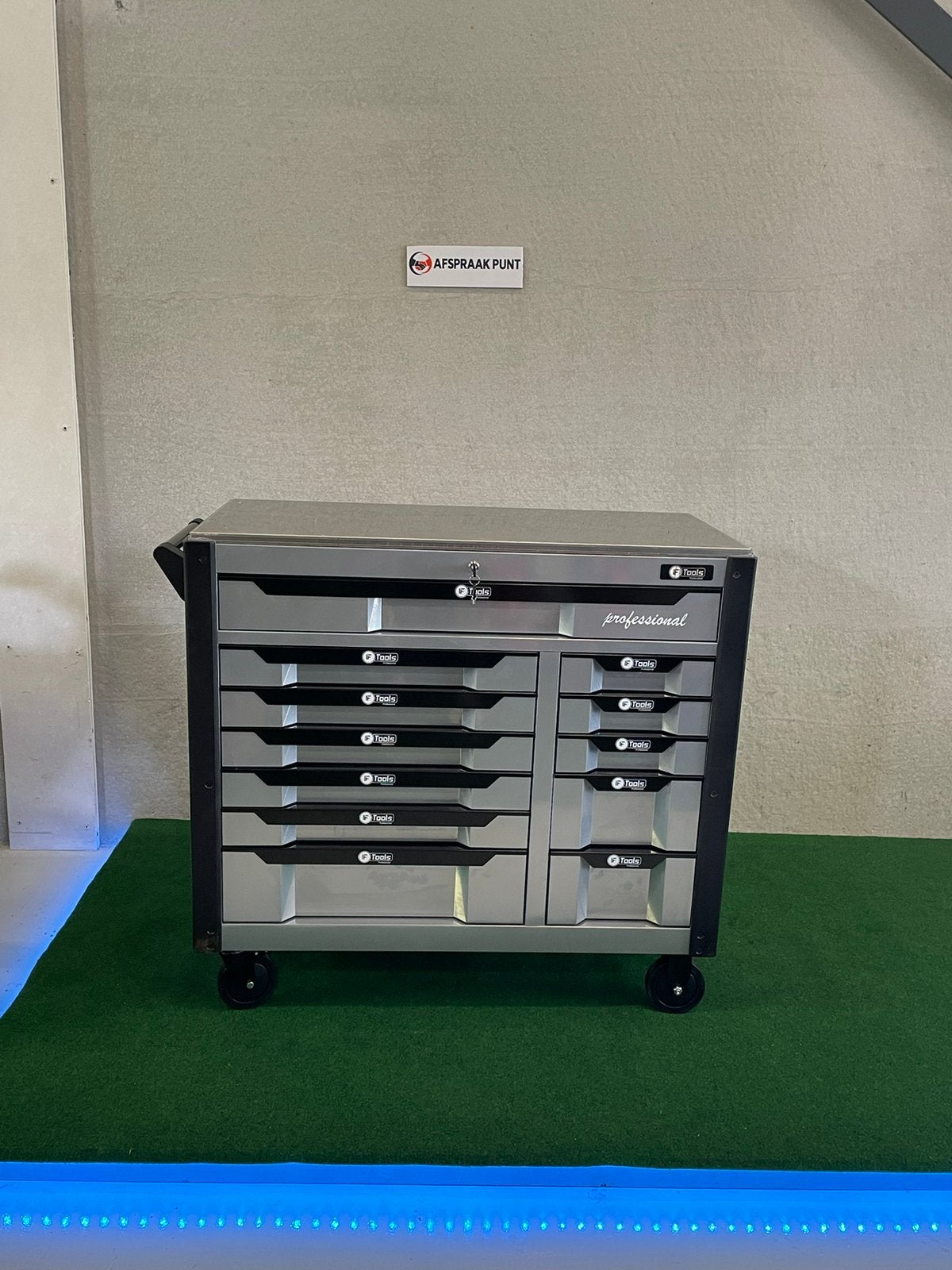 Nieuwe F-tools XXL professioneel gevulde gereedschapwagens, Enlèvement, Neuf