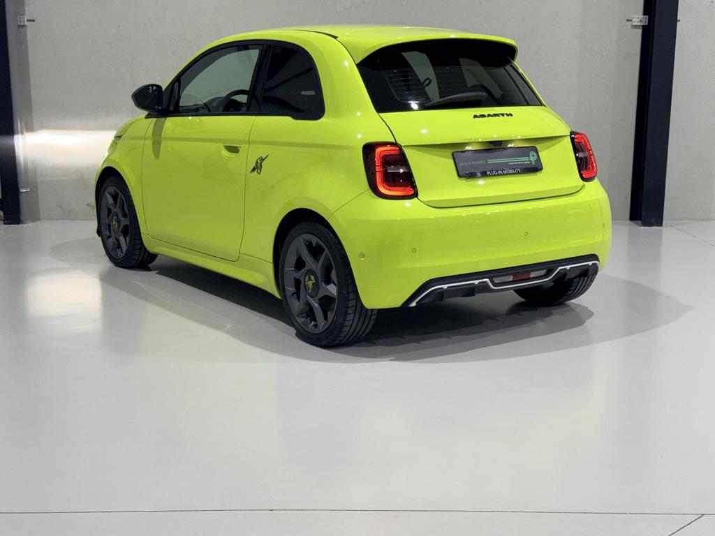 Abarth 500 E URBAN Pack SOH 97,5% 1 Mei ACTIE 24M garantie*, Autos, 0 kg, 0 kg, Autres couleurs, Noir