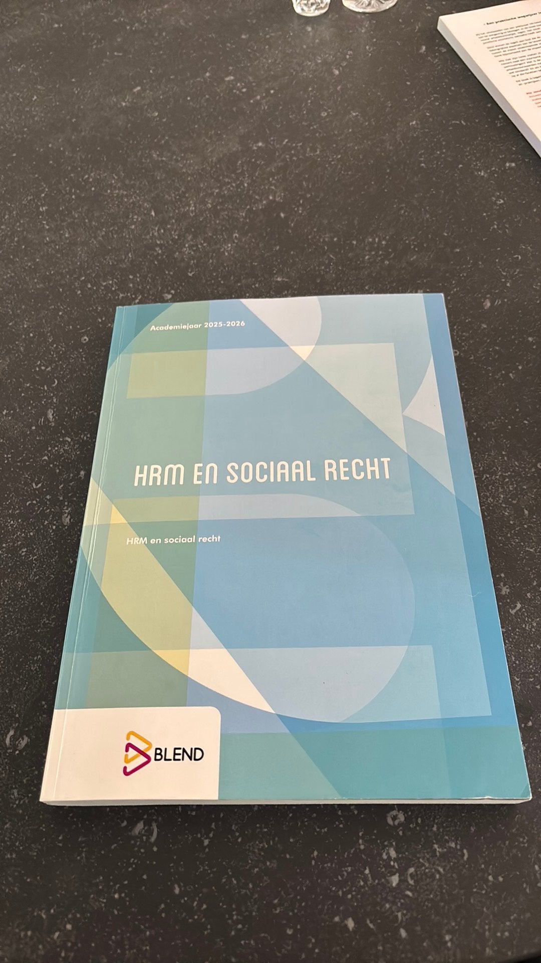 Hrm en sociaal recht, Ophalen, Zo goed als nieuw