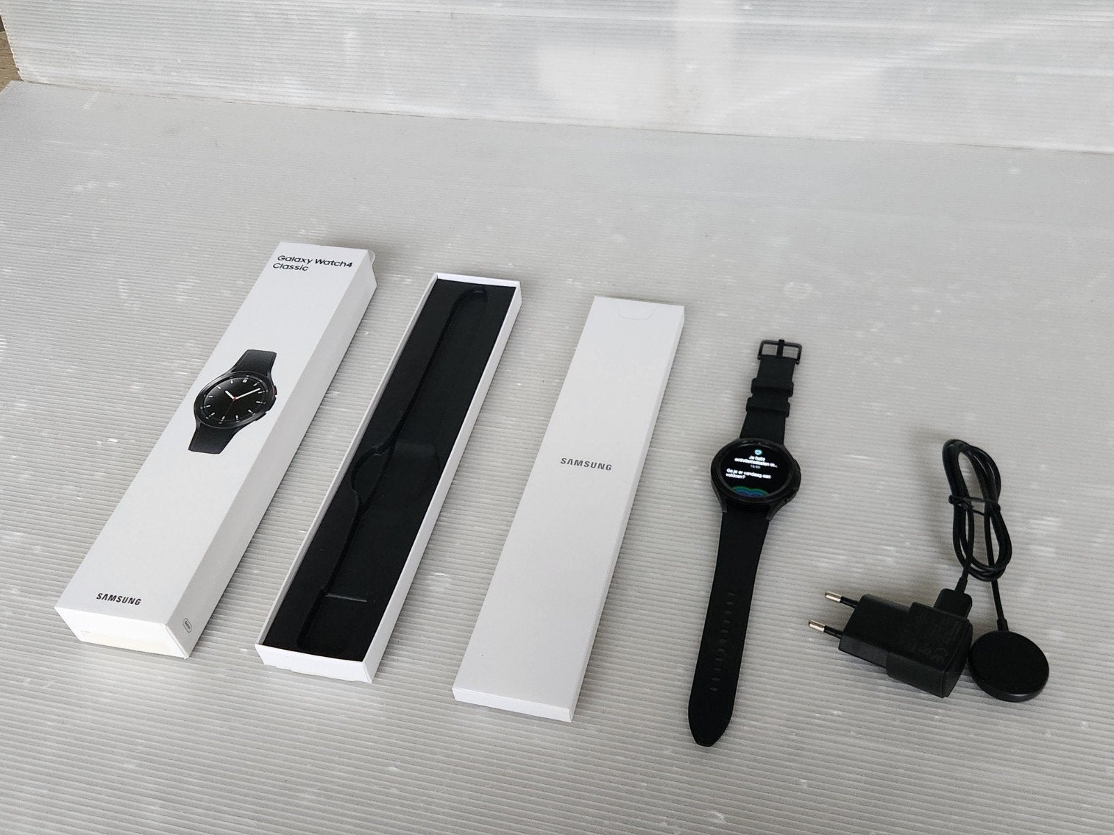 Smartwatch Samsung Compleet als nieuw, Ophalen of Verzenden, Zo goed als nieuw, Android