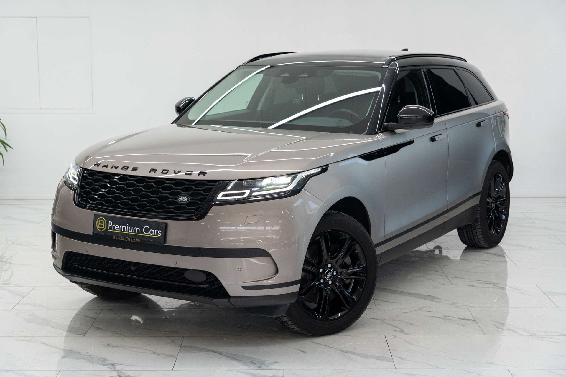 Land Rover Range Rover Velar S AWD P400e! Black pack! ACC! P, Argent ou Gris, Achat, Euro 6, Entreprise