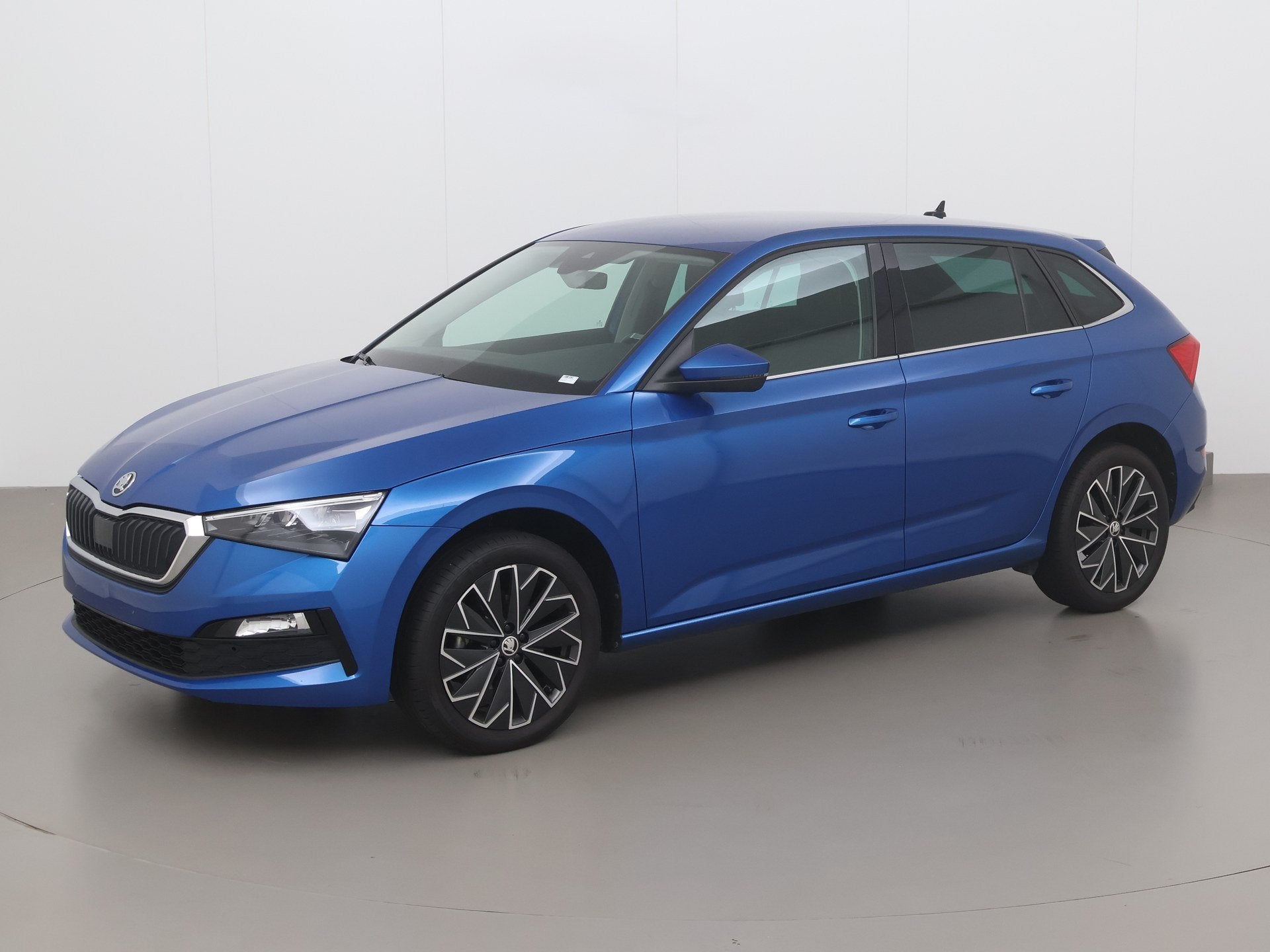 Skoda Scala tsi style 110 AT, Auto's, Skoda, Automaat, Scala, Cruise Control, Blauw