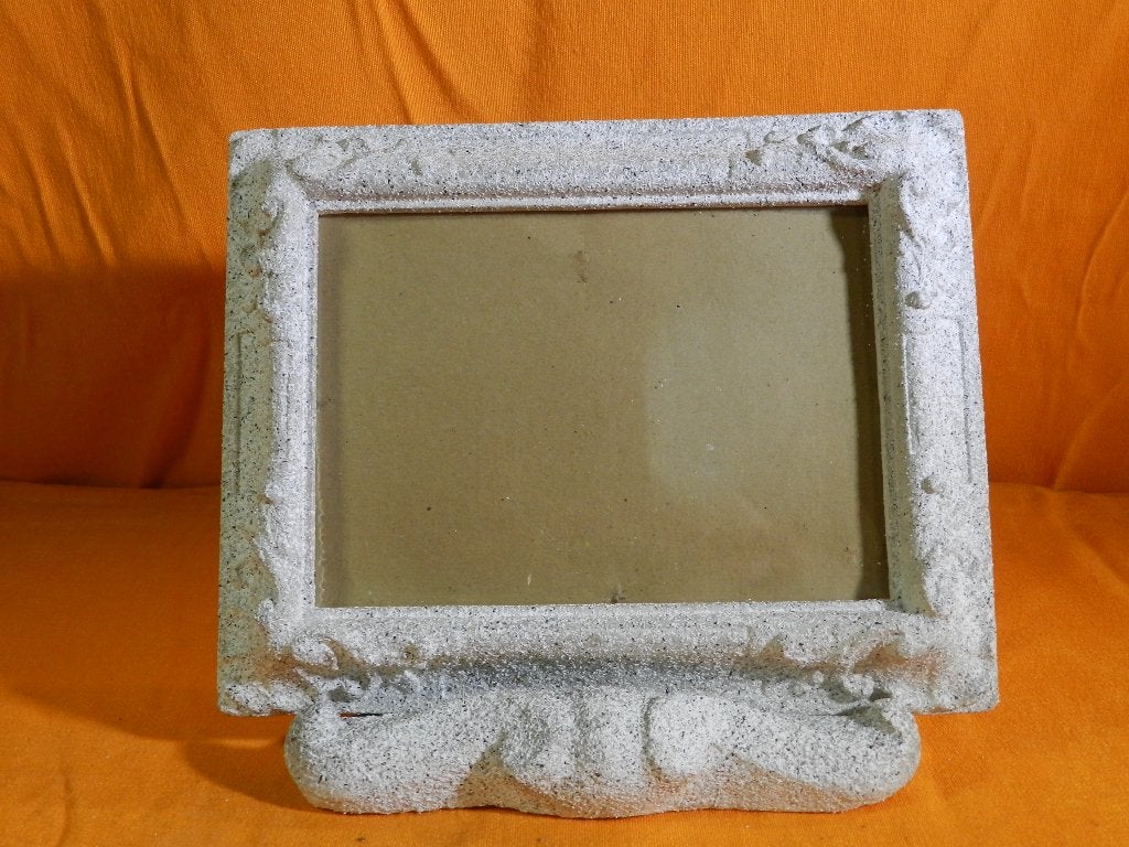 Cadre photo 13x18 et support en plâtre, Enlèvement ou Envoi