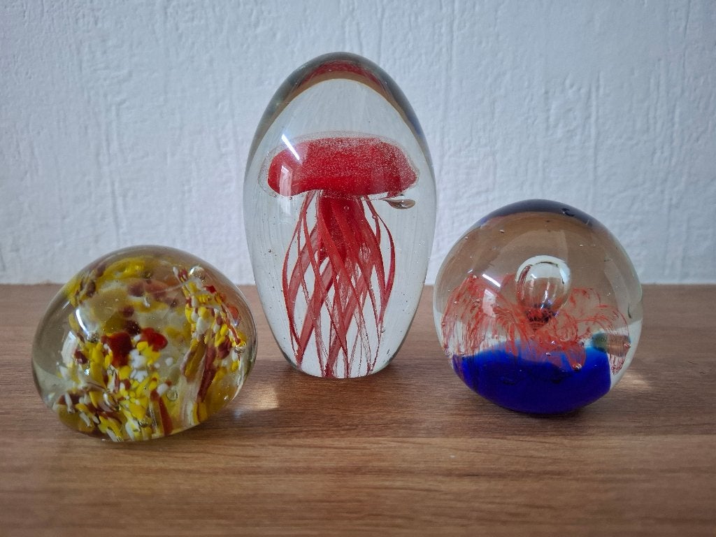 Drie prachtige glazen presse-papiers, Antiek en Kunst, Ophalen of Verzenden
