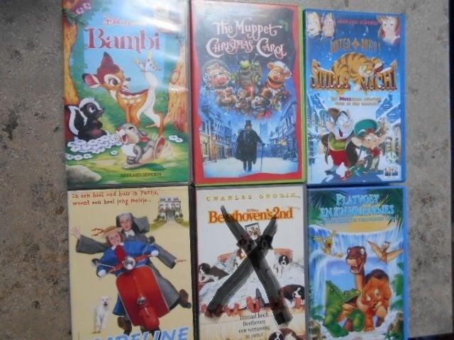 VHS Kinderfilms / 3 voor 5 €, Cd's en Dvd's, Ophalen of Verzenden, Zo goed als nieuw, VHS