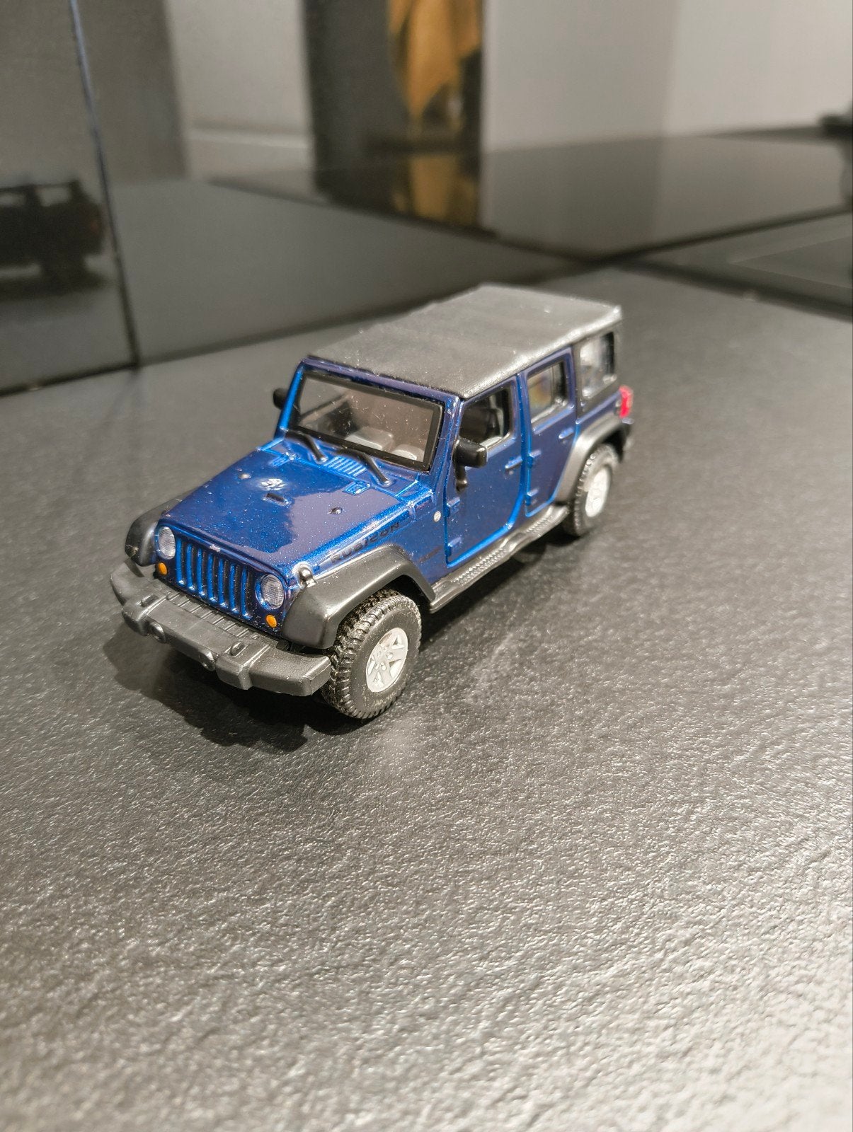 Bburago Jeep Wrangler Unlimited Rubicon 1/32, Ophalen of Verzenden