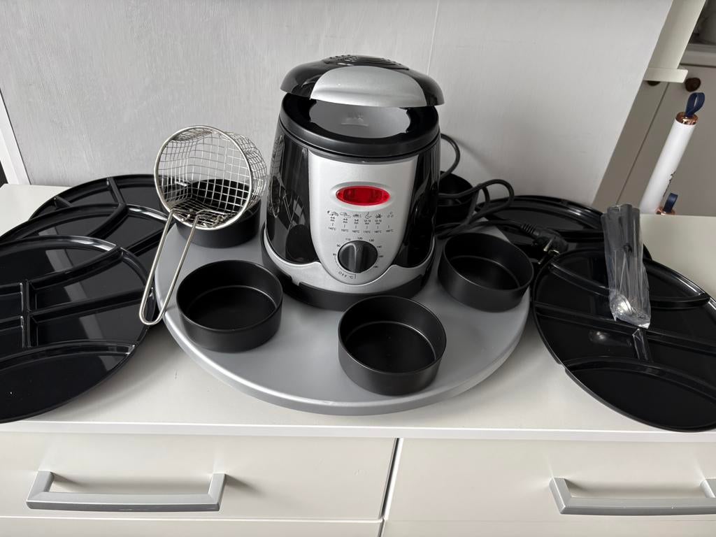 Petite friteuse/fondue et accessoires (état neuf), Enlèvement ou Envoi, Neuf