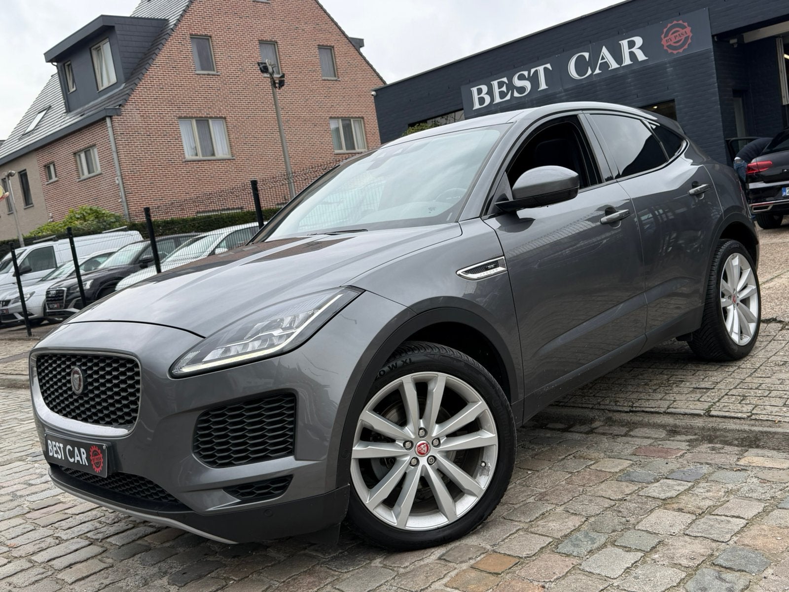 Jaguar E-Pace 2.0D AWD SE * Full Option, Auto's, Automaat, 4 cilinders, Panoramadak, Leder