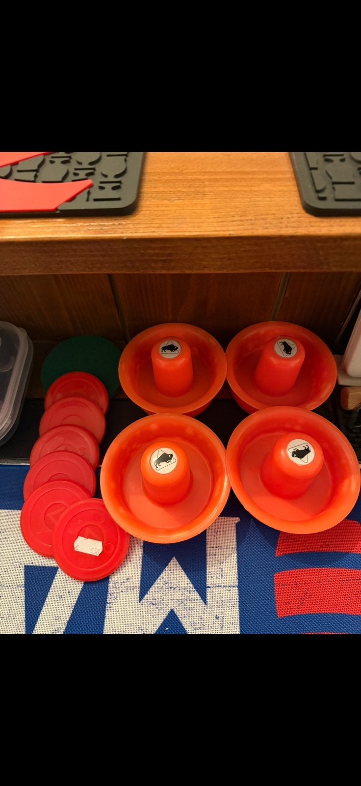 Airhockey pushers en pucks, Enlèvement, Comme neuf