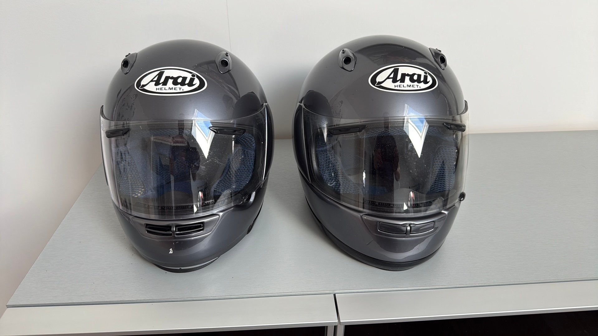 Set motorhelmen, Motoren, Kleding | Motorhelmen, Ophalen, Tweedehands, S, Arai