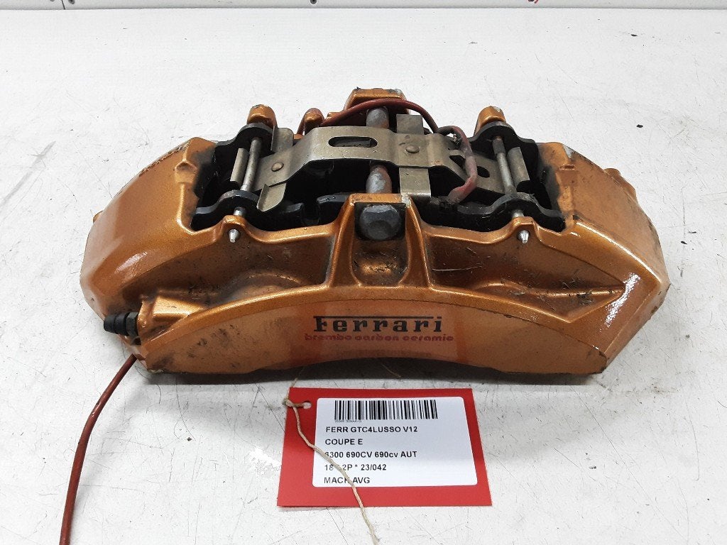 ETRIER DE FREIN AVANT GAUCHE Ferrari GTC4 Lusso (20C562SX), Autos : Pièces & Accessoires, Mevr. I. Hauben, Ferrari, Utilisé, Rue de l'Espoir 34 34
4030  GRIVEGNÉE, BE