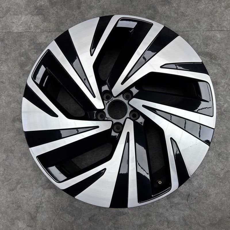 21 inch originele Narvik (voor) velg Volkswagen ID.4 11A6010, Autos : Pièces & Accessoires, -, 21 pouces, Pneu(s), Utilisé