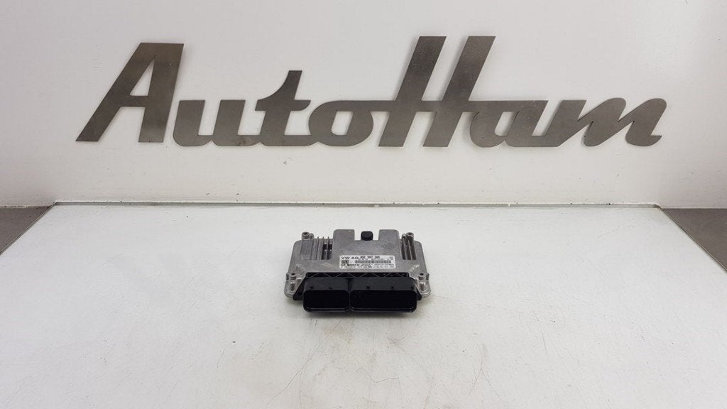 CALCULATEUR MOTEUR ECU Volkswagen Golf VII (AUA), Dhr. J. Ham, Volkswagen, Administratie@autoham.nl, Utilisé