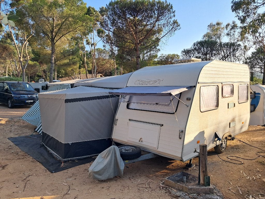 Chateau Home Car Confort 36  compleet, direct vakantieklaar, Caravans en Kamperen, Caravans, 7 tot 8 meter, Dwarsbed, Particulier