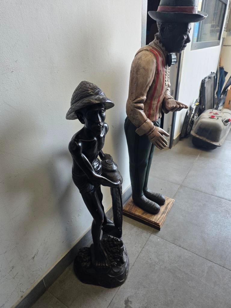 1.30 meter houten Beeld, Vacatures