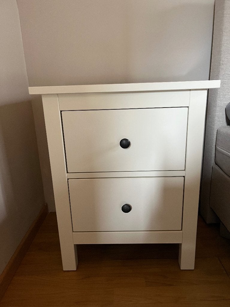 Twee nachtkastjes Hemnes IKEA, Huis en Inrichting, Ophalen, Gebruikt, Hout