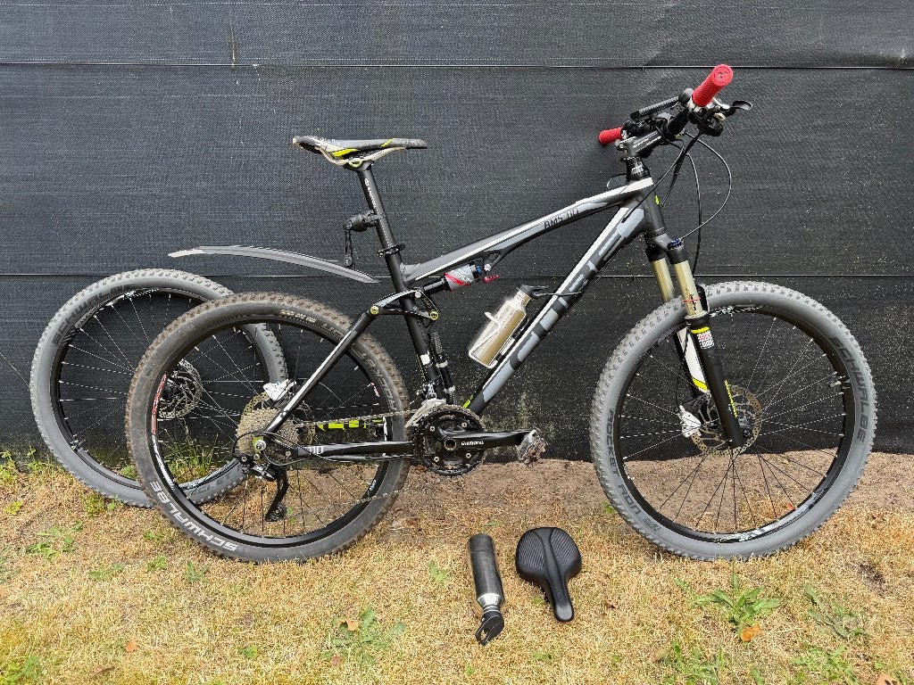 CUBE MTB AMS110 26”met keyde motor ( geveerde achtervork), Vélos & Vélomoteurs, Autres marques, 49 à 53 cm, Enlèvement, Hommes
