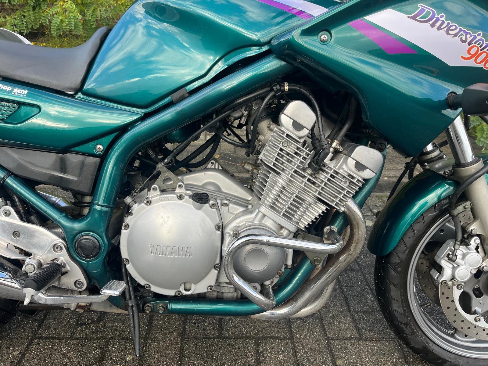 Yamaha Diversion 900 xj900, Particulier