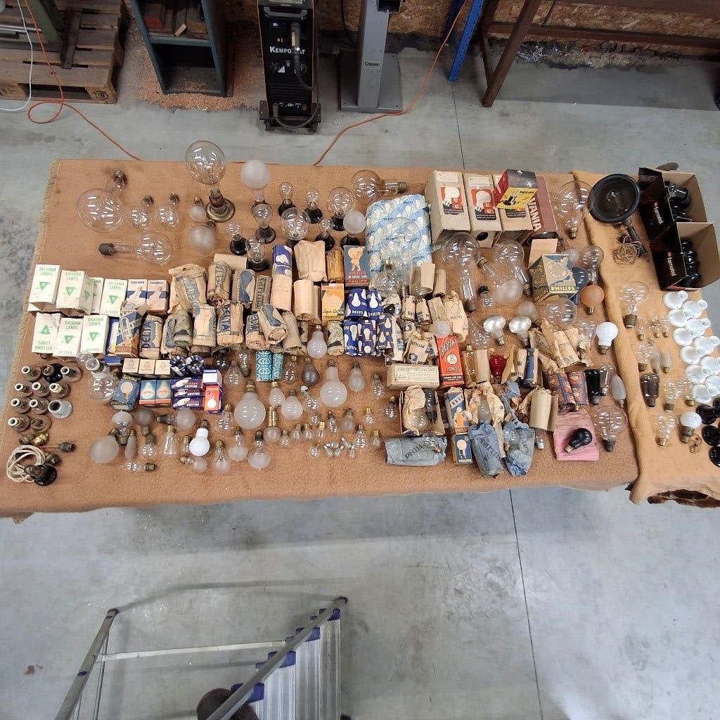 lampes anciennes - collection d'ampoules, Enlèvement ou Envoi